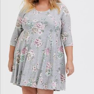 torrid super soft floral grey fluted dress